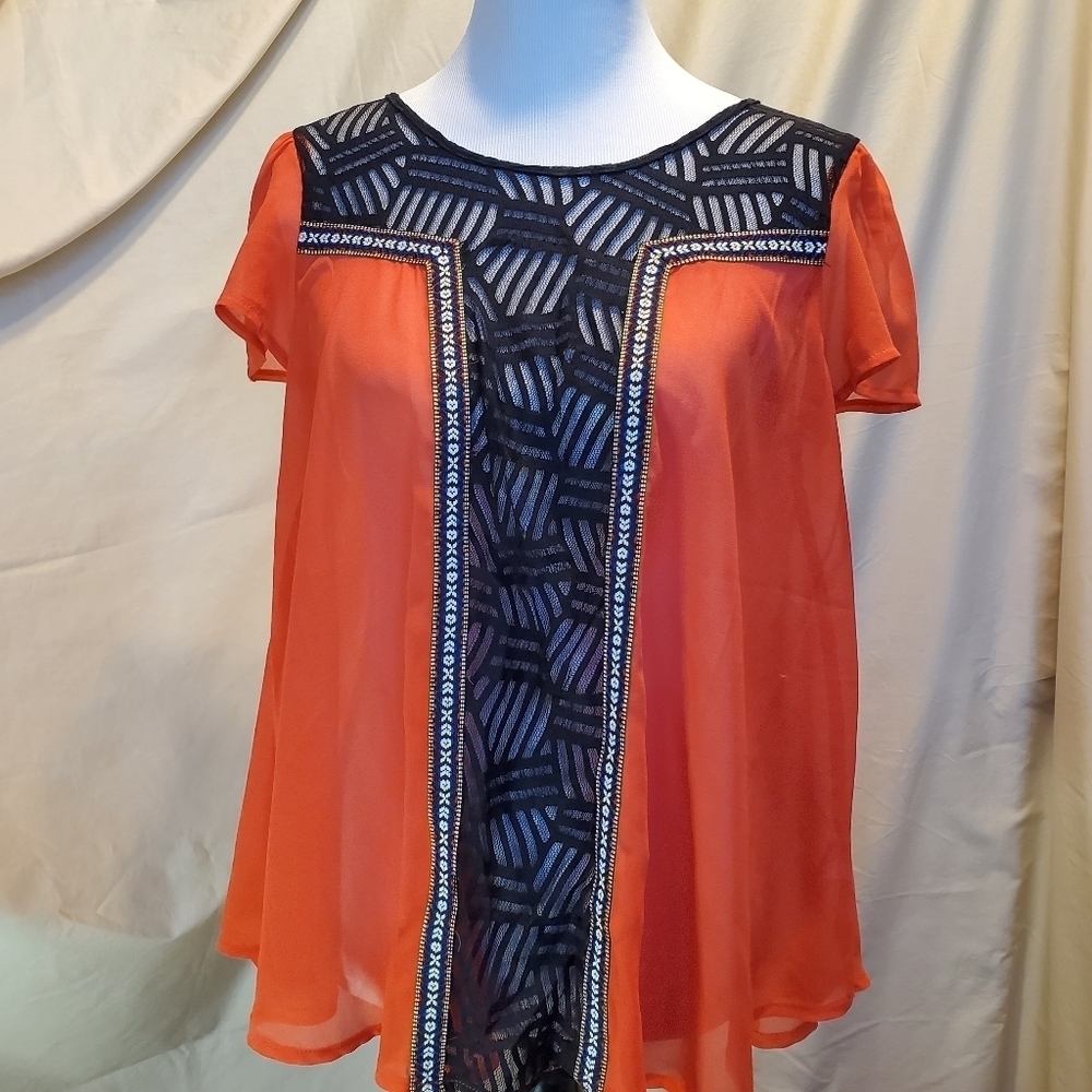 YA Los Angeles Silk/Poly Geometric Blouse SZ M